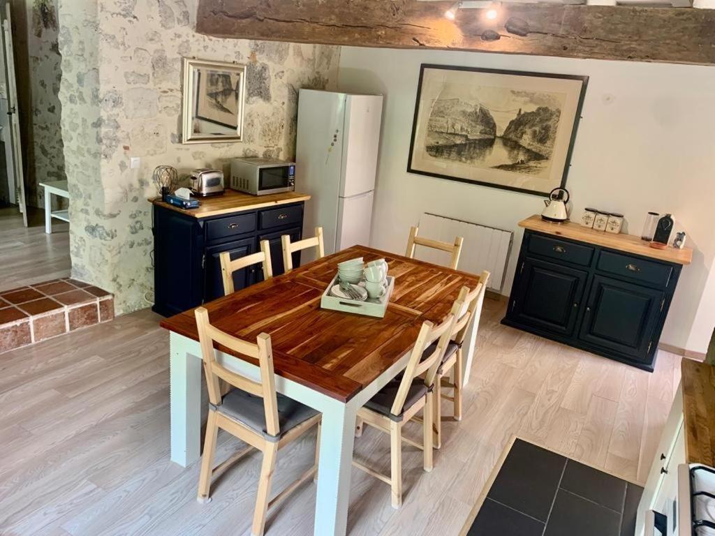 Gites De Verger, Stylish Self Catering Cottages In Sos المظهر الخارجي الصورة